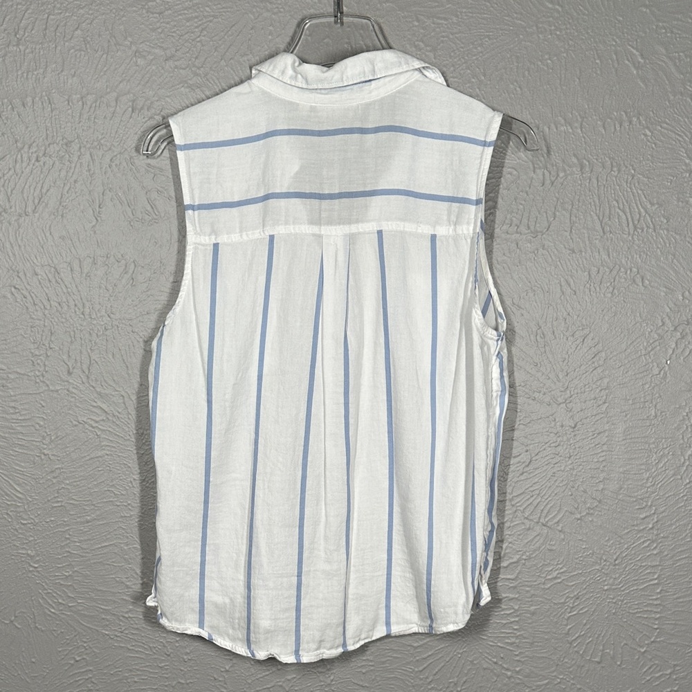 SO Women's Sleeveless Blue and White Striped Shirt Size Large - Picture 7 of 7